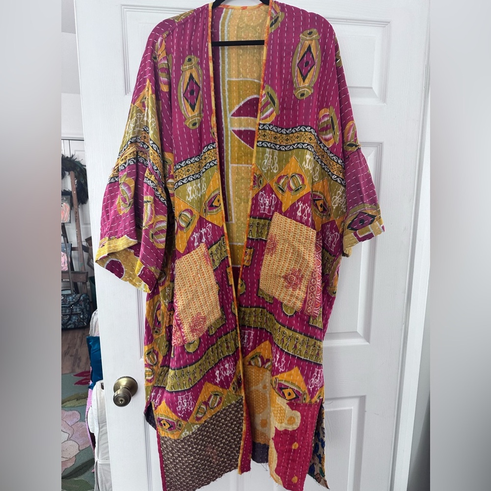 OS Kantha Reversible kimono with pockets